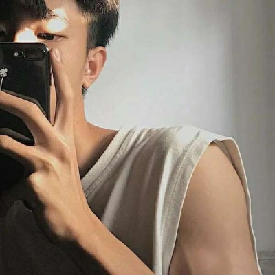 伤感男头像孤独高清伤感头像男生动漫背影头像带字头像图片