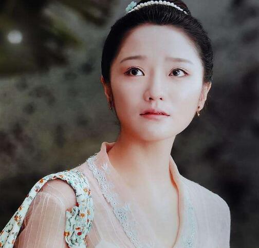 小娘惹菊香是谁的女儿 菊香出身豪门为何生活凄惨图片