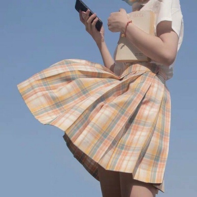 QQ女生头像穿校服闺蜜图片