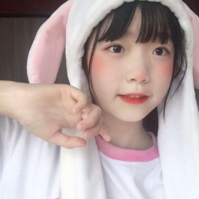 qq头像女生长发背影头像图片