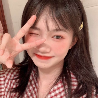 qq头像女生长发背影头像图片