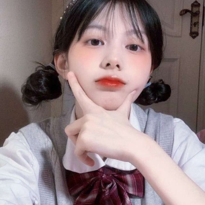 qq头像女生长发背影头像图片