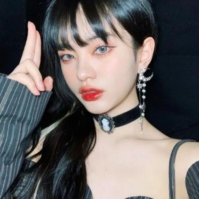 qq头像动态图片女生图片