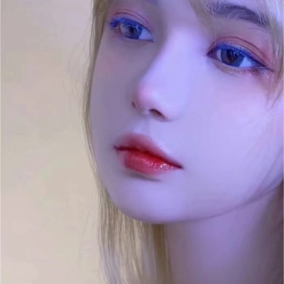 qq头像动态图片女生图片