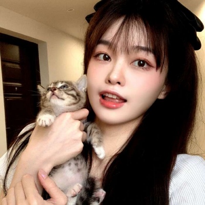 女生闺蜜动漫头像四人