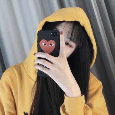 穿白色衣服的女生头像
