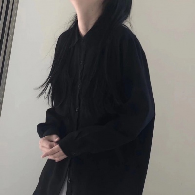 黑白动漫高冷女生头像图片