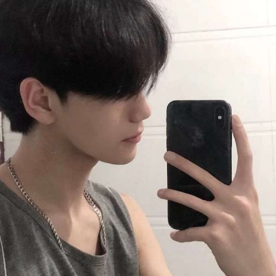 网红特别害怕的男生头像