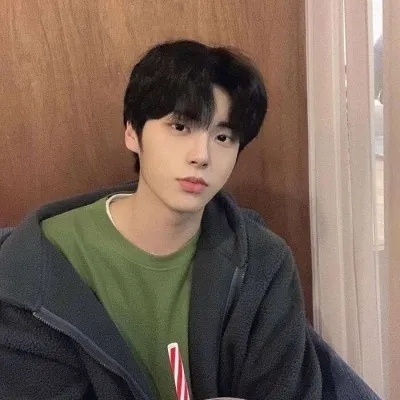 网红特别害怕的男生头像图片
