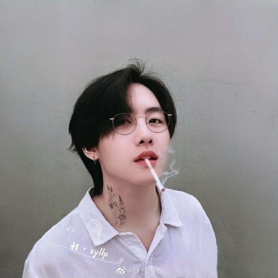 网红特别害怕的男生头像图片