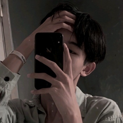 伤感忧郁的男生一直在吸引女生头像图片