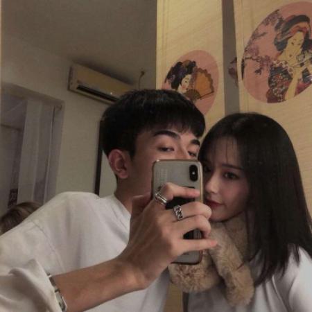 情侣唯美好看头像一对两张青春 保护你是因为我爱你图片