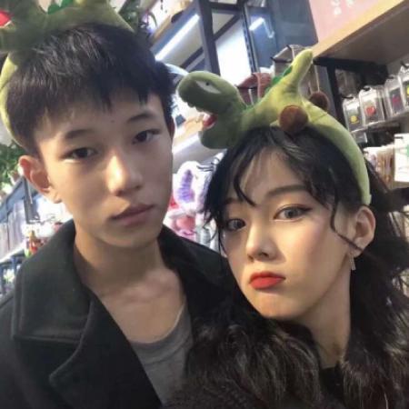 情侣唯美好看头像一对两张青春 保护你是因为我爱你图片