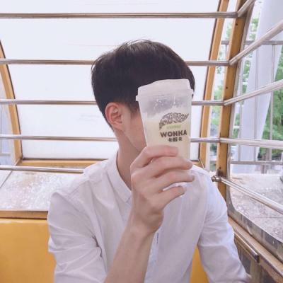 好看的情侣唯美好看头像一男一女超甜 手牵手我会给你幸福的图片