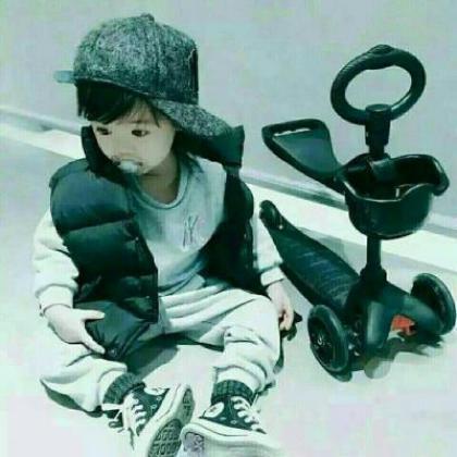 两个孩子微信唯美好看头像，2020高清萌小孩情侣一对唯美好看头像