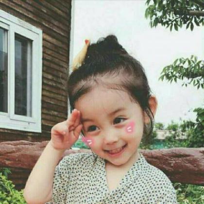两个孩子微信唯美好看头像，2020高清萌小孩情侣一对唯美好看头像