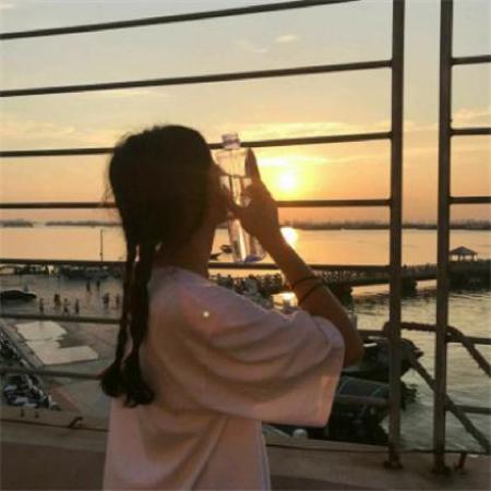 微信女生背影唯美好看头像高清意境唯美图片大全图片