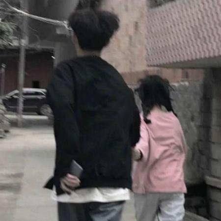 qq唯美好看头像情侣不带字 爱是能用语言表达的图片