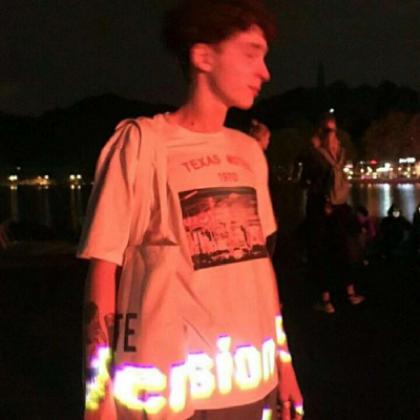 欧美男头ins风，安静而孤独的男生图片