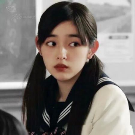 女生网图唯美好看头像，时尚又好看的美女图片