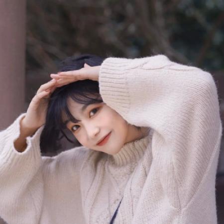 女生网图唯美好看头像，时尚又好看的美女图片