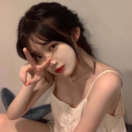 女生网图唯美好看头像，时尚又好看的美女图片