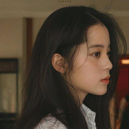女生网图唯美好看头像，时尚又好看的美女图片