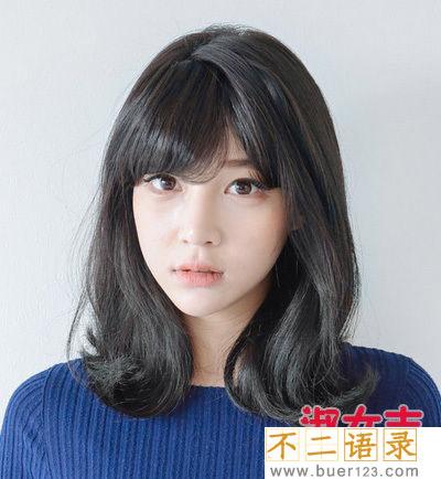 2022圆脸适合什么发型？清新气息十足发型图片