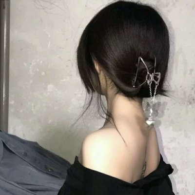 高清好看又高冷的微信头像女生简单大方情侣图片