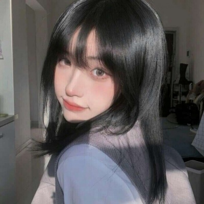 个性头像qq女生头像黑白带字伤感图片