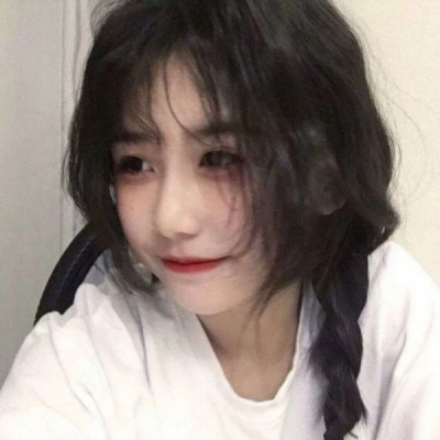 个性头像qq女生头像黑白带字伤感图片