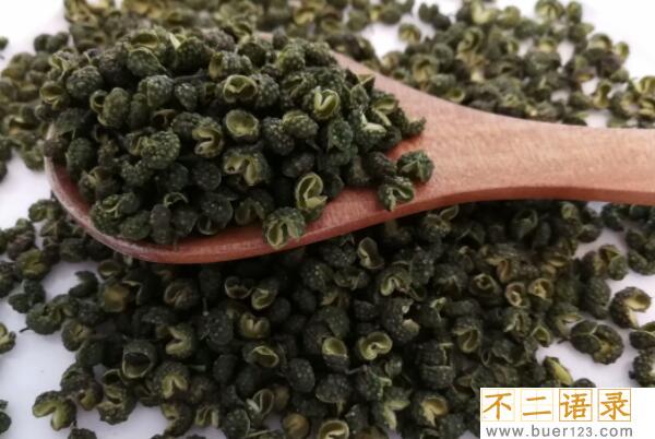 花椒籽做枕头的好处，气味刺鼻基本没好处（只会让人更加清醒）