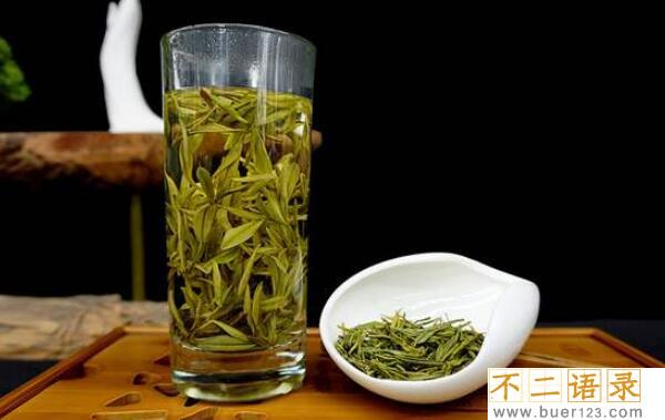 绿茶的冲泡时间，2-3分钟（中低档绿茶用100℃水冲泡）图片