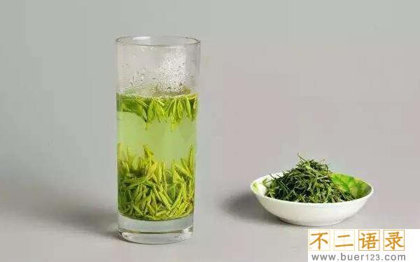 绿茶的冲泡时间，2-3分钟（中低档绿茶用100℃水冲泡）图片
