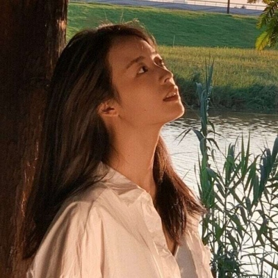 2021年的头像图片qq卡通唯美森系头像 女生头像背影头像图片