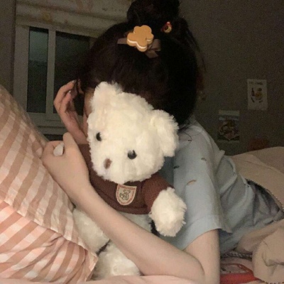 2021王俊凯qq头像带字女生