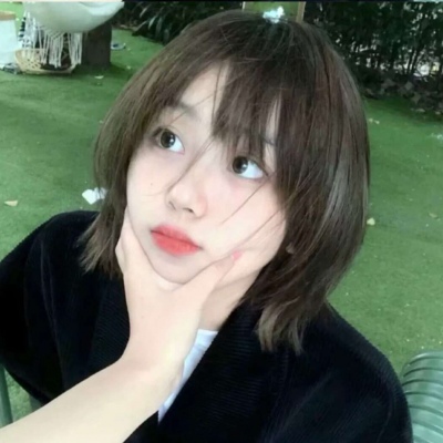 微信头像2021最新款女生头像霸气 拿棍图片