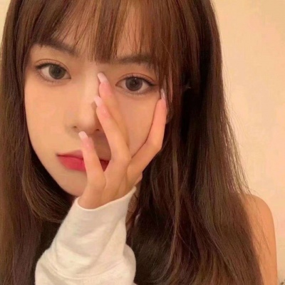 2021年最火的图片半遮面古风女生头像图片