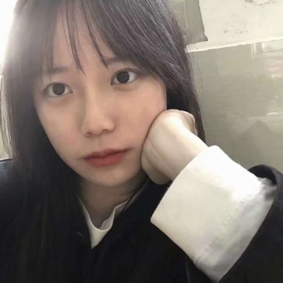 2021年最火的图片半遮面古风女生头像图片