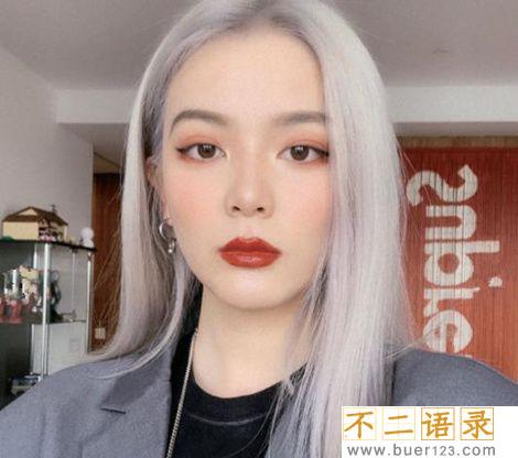 银色头发怎么染 适合什么肤色的人图片