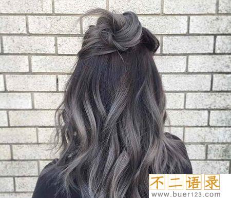 银色头发怎么染 适合什么肤色的人图片