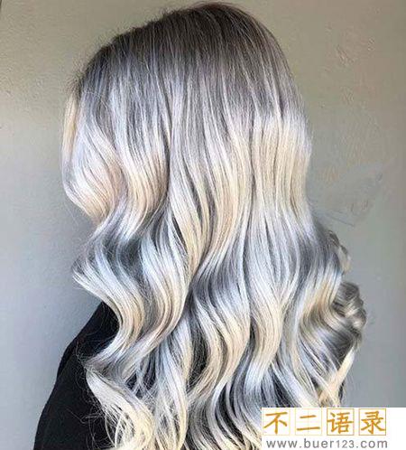 银色头发怎么染 适合什么肤色的人图片