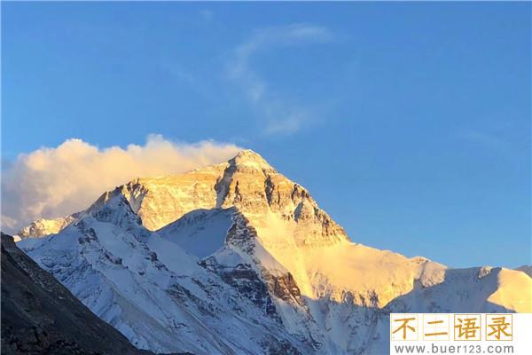 世界海拔最高的地方是哪里 珠穆朗玛峰（海拔高度8844米）图片
