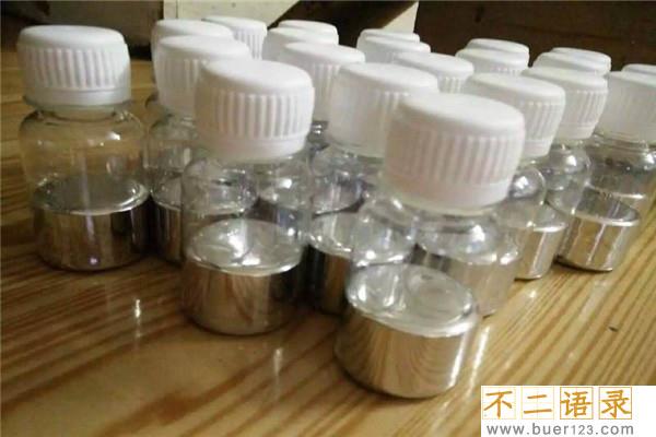 世界上密度最大的液体 水银（每平方密度达13.59克）图片