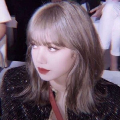 2021年黑口罩动漫女生头像图片
