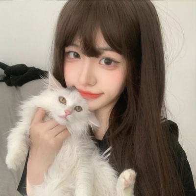 2021女生照片头像霸气动漫图片