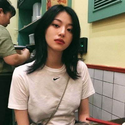 高清好看的2021粉色系自拍qq头像女生头像女生头像图片