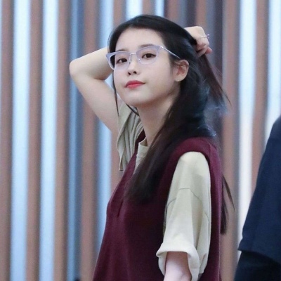 2021年女生头像霸气微丧图片