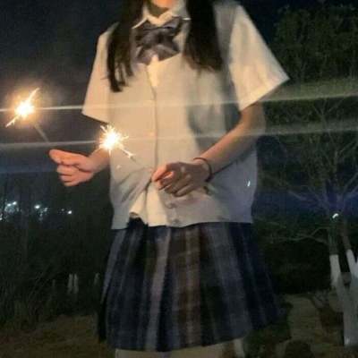 2021年女生头像霸气微丧图片
