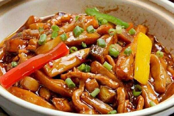 红烧茄子的家常做法 独家秘诀烧茄子不油还超好吃图片